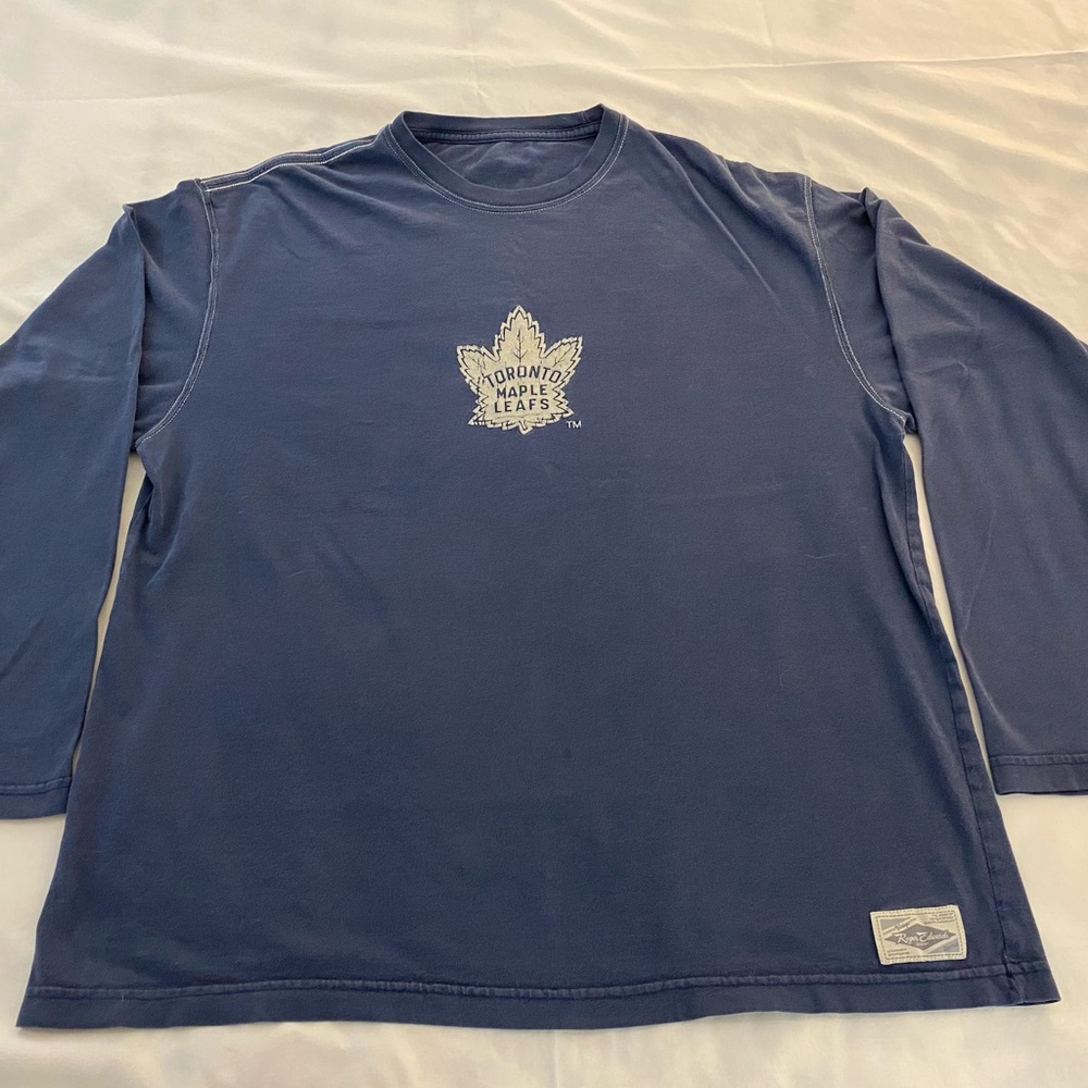 Roger Edwards brand Toronto Maple Leafs Long Sleeve Tee